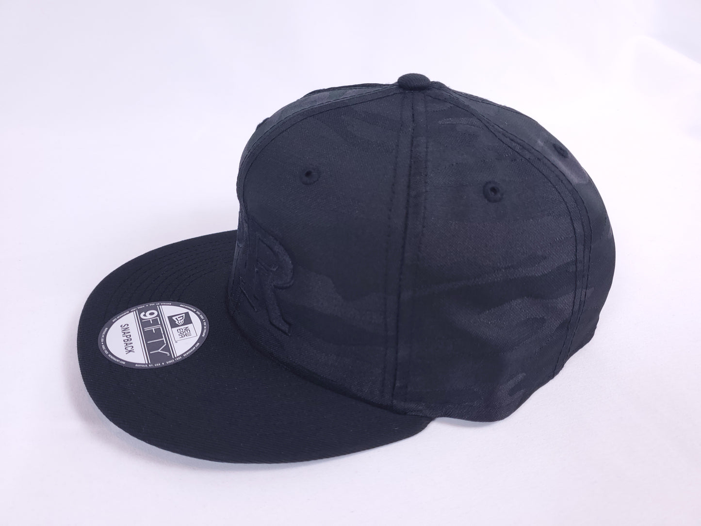 Cammo Black - Black Logo
